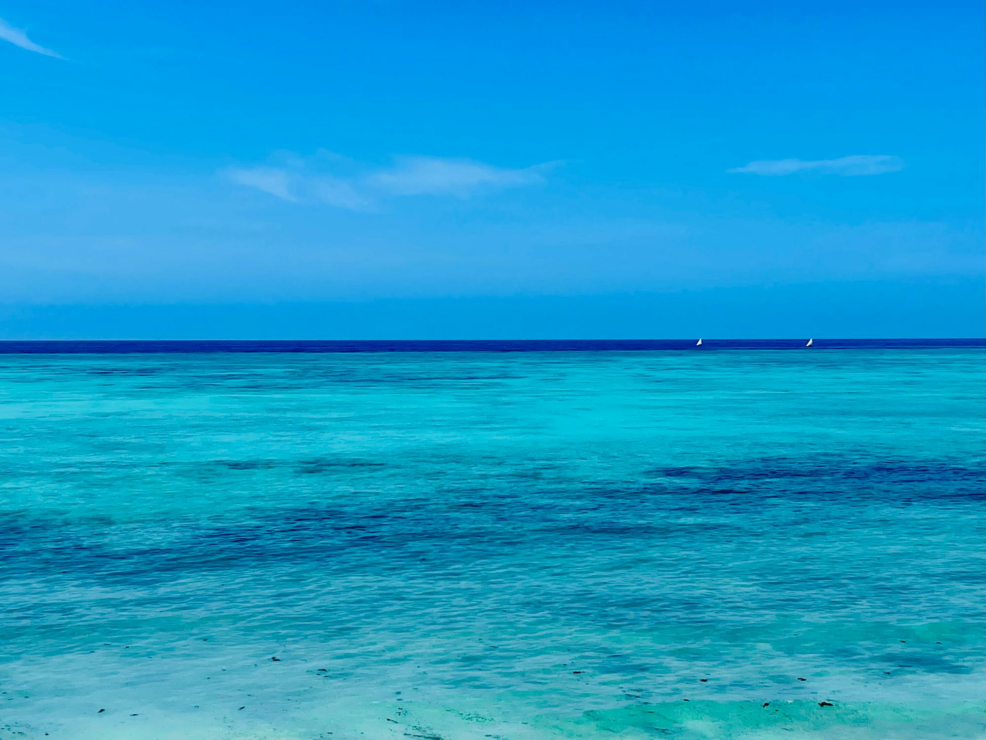 Stiller Rückzugsort auf Sansibar mit Blick aufs Meer